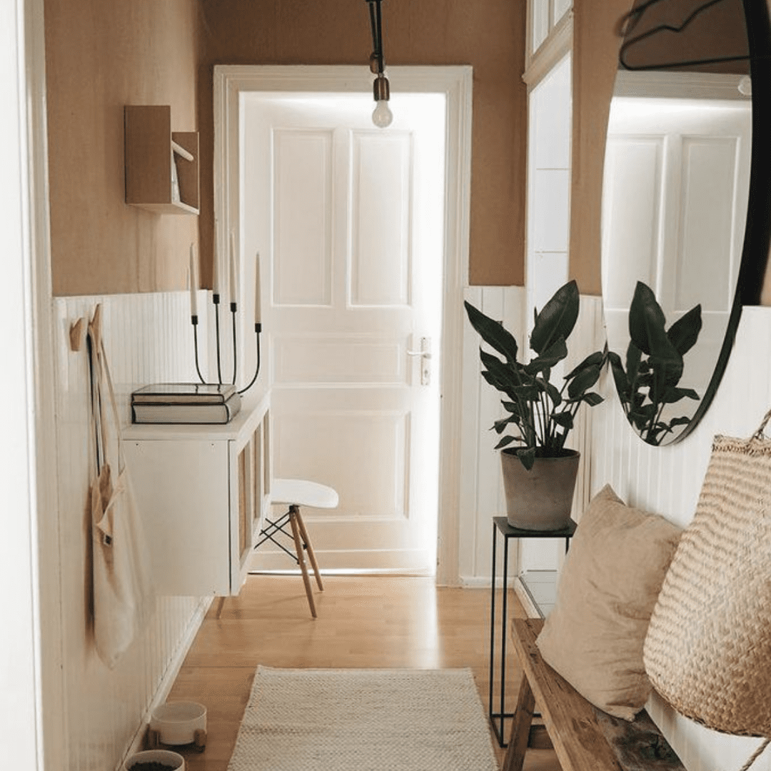 10 Small Entryway Decor Ideas That Are Space-Saving And Beautiful