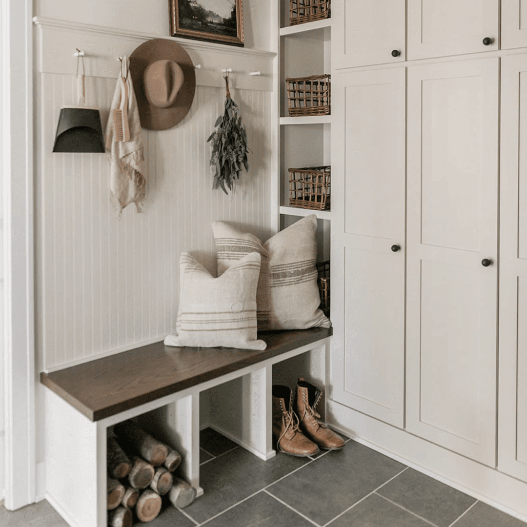 12 Beautiful And Practical Mudroom Ideas For Your Entryway