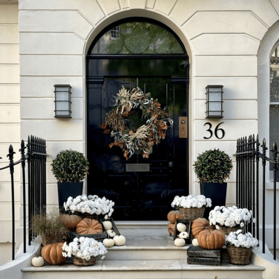 10 Beautiful Fall Front Door Decor Ideas